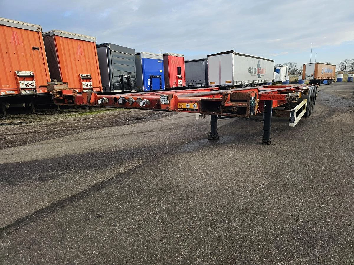 Krone SD 27| FIXED CHASSIS | SAF DISC. 40 FT |2 X 20 FT| HIGHCUBE | 20 FOOT MIDDLE| LIGHT WEIGHT|4740 KG. 2004 imagen 5