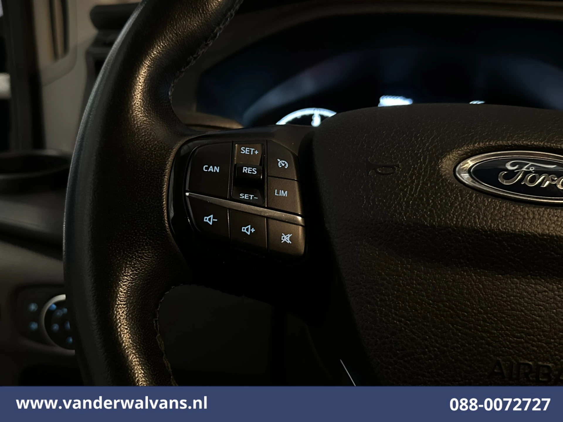 Ford Transit 2021 - 2.0 TDCI 131pk L3H2 Euro6 Airco | Camera | Navigatie | Apple Carplay | Stoelverwarming zdjęcie 6