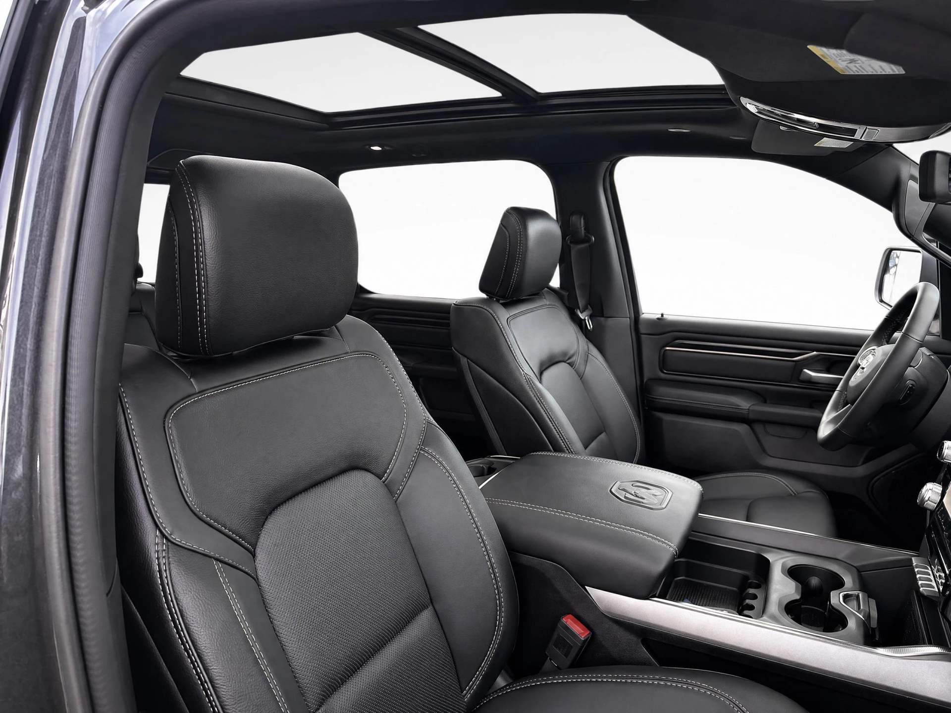 Dodge Ram 1500 2024 - 5.7 V8 4x4 Crew Cab Sport | Incl. Tonneau cover | Special striping| Wide boddy | Fuell velgenset| afbeelding 16