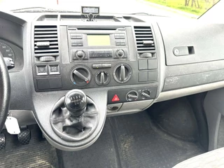 Volkswagen Transporter 2008 - Kombi 2.5 TDI 9 PERS. MARGE AIRCO YOUNGTIMER bild 8