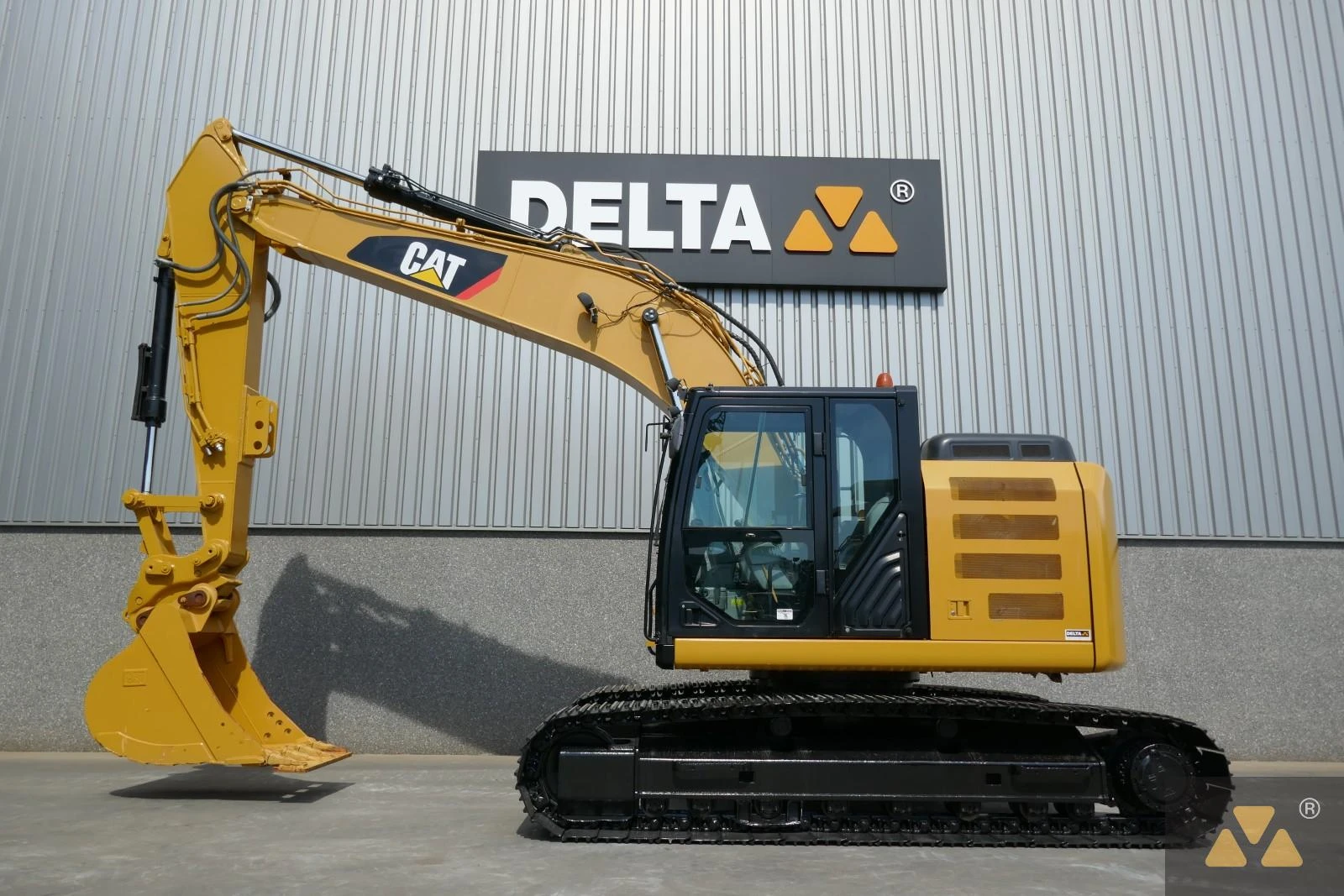 Caterpillar 2015 - 320ELRR afbeelding 1