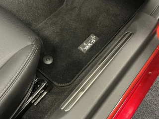 Mazda MX-5 2025 - ND Roadster 1.5 SkyActiv-G 132 Exclusive-Line Bose Leder Camera PDC Apple CarPlay bild 35