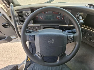Volvo FMX11-450 2012 - / HYDRAULICS / VEB / AIRCO / AUTOMATIC / EURO-5 / 2012 obrazek 13