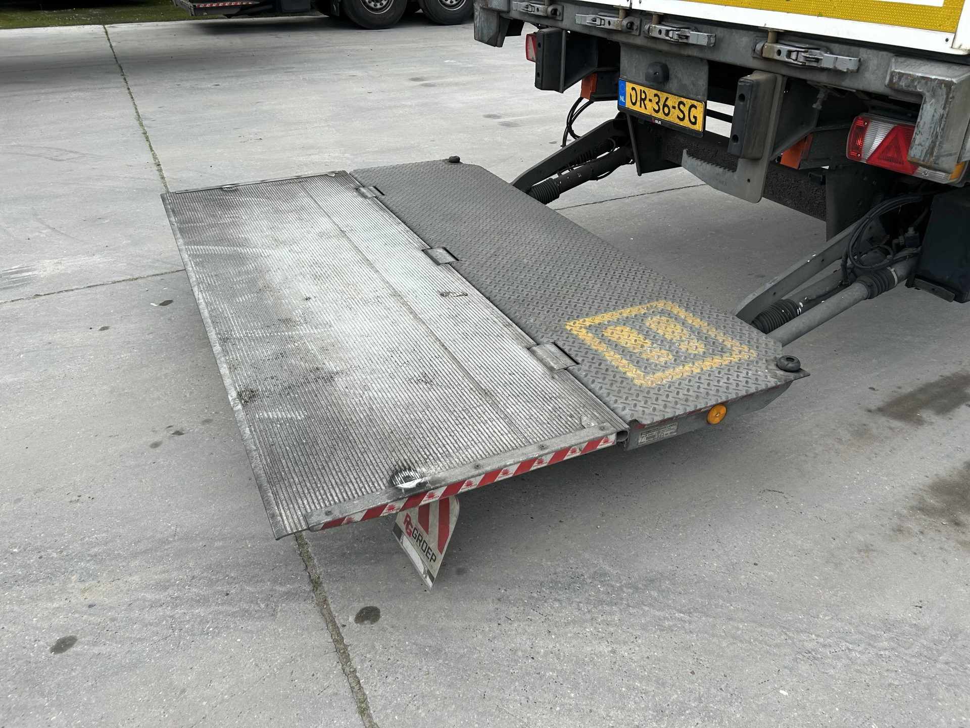 Fruehauf CNP 03 2019 - / Box / Laadklep afbeelding 5