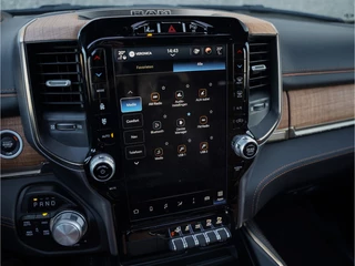 Dodge Ram 1500 2024 - Limited Longhorn 5.7L V8 4x4 Crew Cab image 55