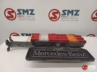 Mercedes-Benz N/A 2011 - Occ achterlicht rechts met steun Mercedes immagine 1