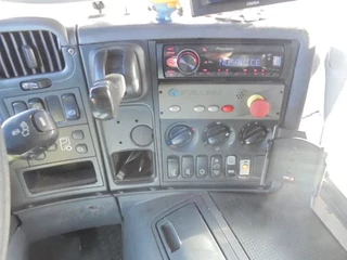 Scania P 2013 - P310 6x2 RETARDER NL TRUCK image 12