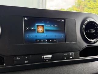 Mercedes-Benz Sprinter 2019 - 316 CDI 164 PK / L3H2 / UNIEK 38.535 KM!! / AIRCO / CAMERA / CARPLAY / GEVEERDE STOEL image 13