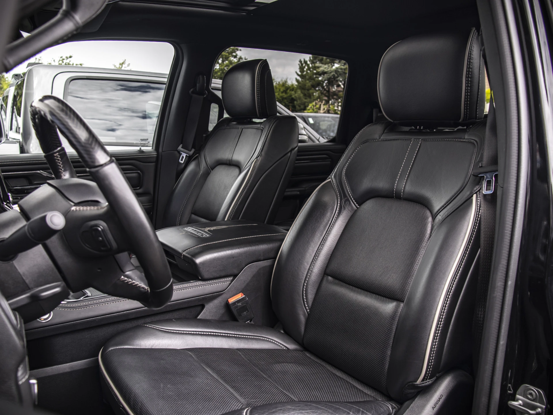 Dodge Ram 1500 2022 - Limited Night afbeelding 10