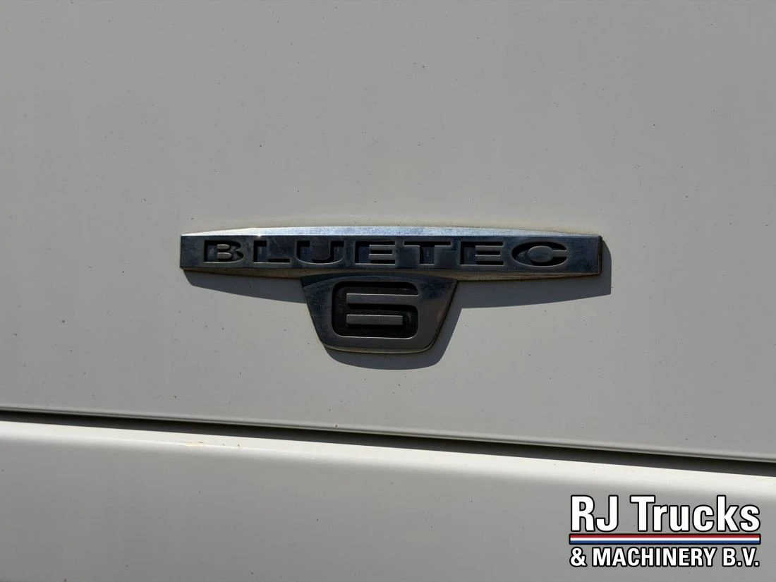 Mercedes-Benz Actros 2013 - 2442 Gigaspace 6x2 - Lift Axle | 2x Tank | NL Truck | Euro 6 afbeelding 31