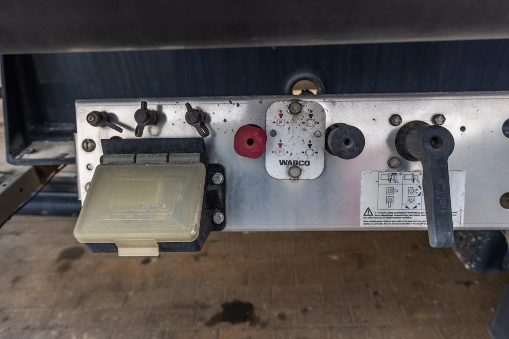 FELDBINDER 2011 - EUT 40.3- 40.000 L CEMENT/CIMENT/ZEMENT Bild 12