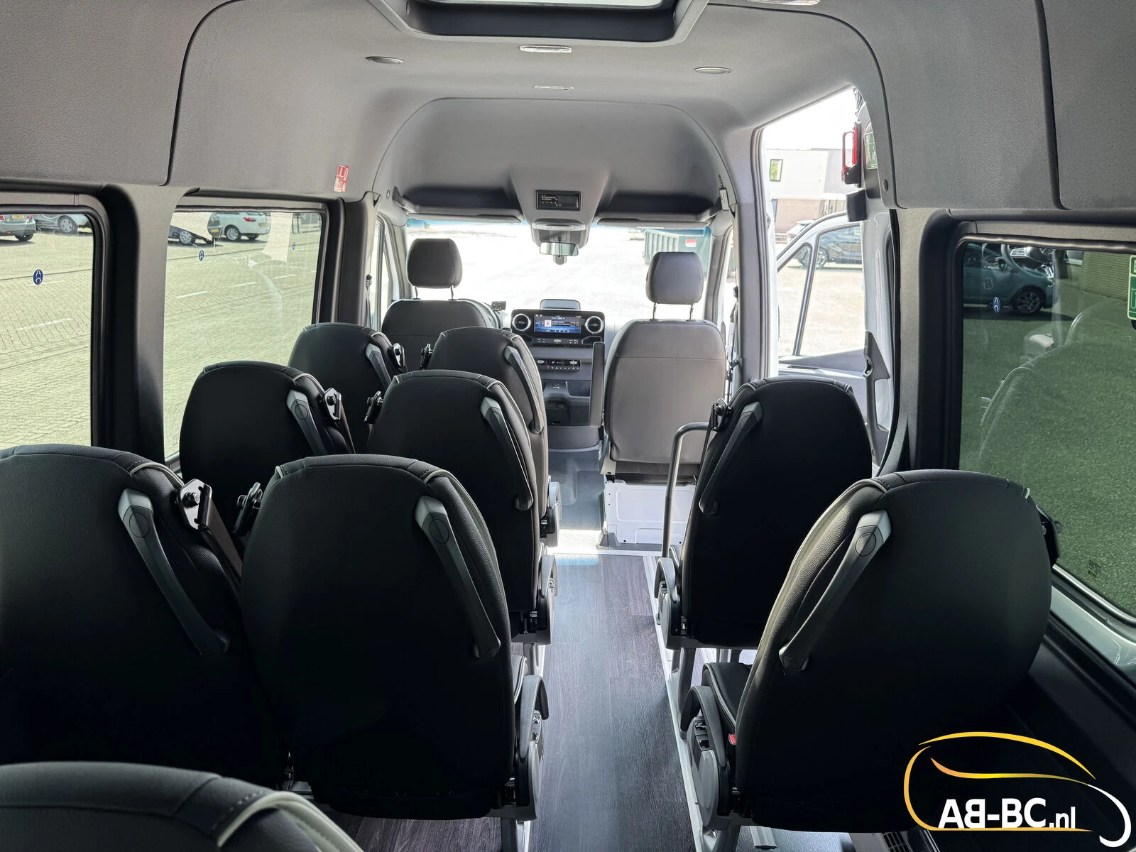 Mercedes-Benz Sprinter 2026 - Transfer 45, 21 Seats, Euro 6, Original German Product afbeelding 47