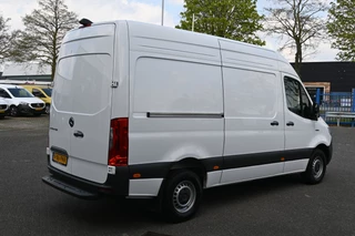 Mercedes-Benz eSprinter 2024 - 314 L2H2 RWD Pro 81kWh zdjecie 3