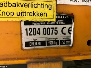 Volvo 240 2009 - FL Just 286.877 km! Ex-brandweerwagen! obrazek 21