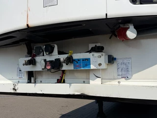 Schmitz Cargobull N/A 2017 - THERMO KING SLXi 300 / OV-Laadklep / Lift-AS image 16