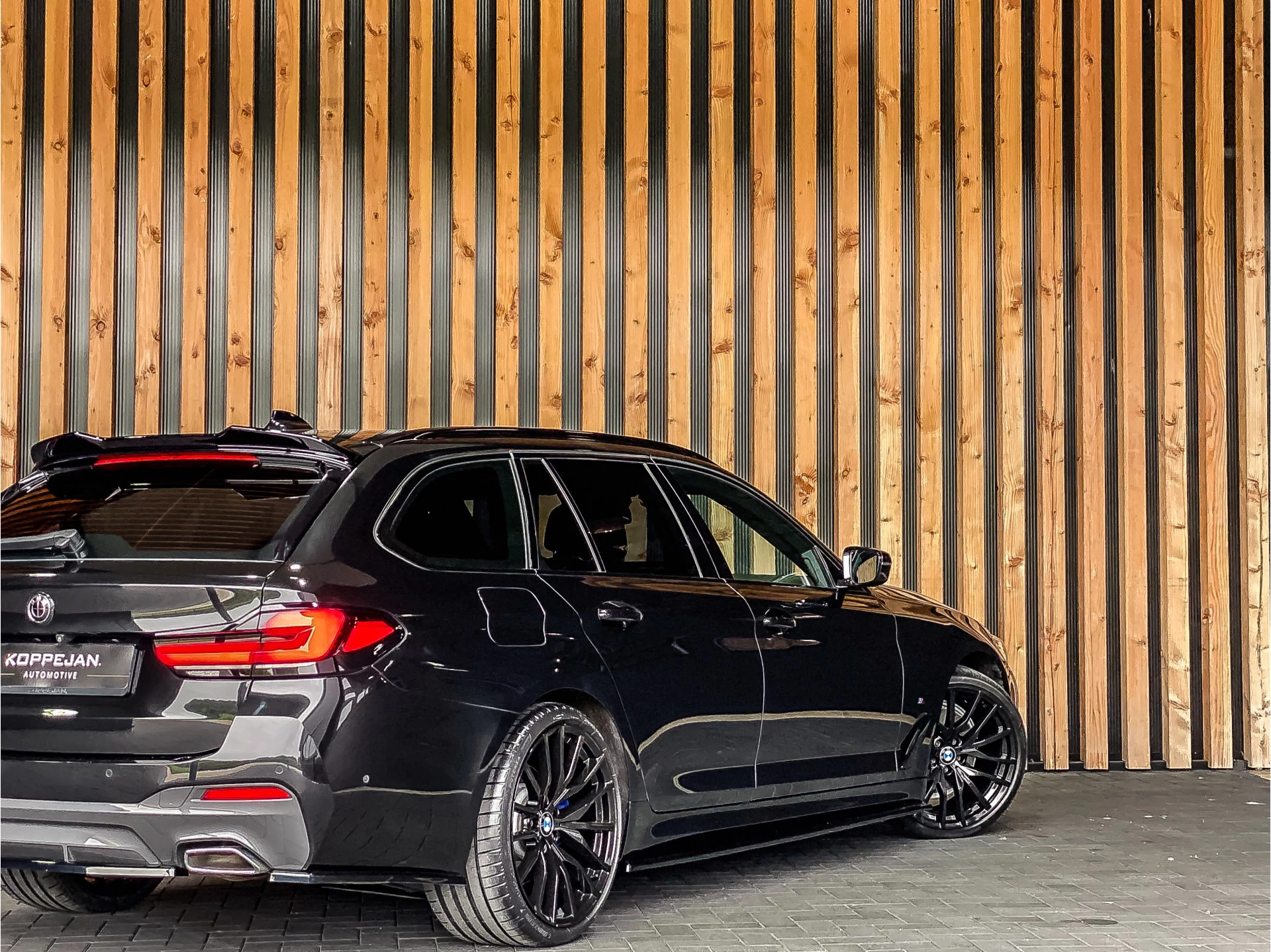 BMW 5 Series 2022 - Touring 520i 184PK Automaat M-Sport obrázek 22