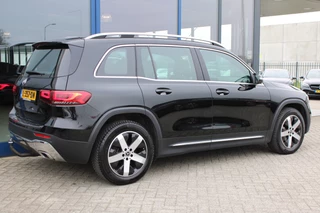 Mercedes-Benz GLB 2021 - 180 AUT7 Luxury Line 7-PERS LEDER SFEER CARPLAY TREKHAAK image 3