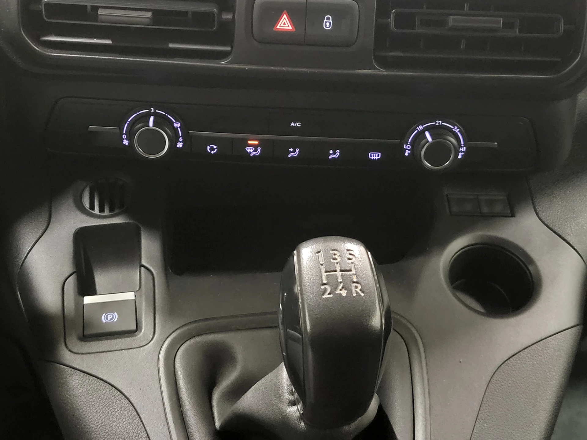 Peugeot Partner 2022 - 1.5BlueHDI Euro 6! imagem 12