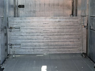 Scania R 2016 - R520 V8 6x2*4 - Livestock Ravenhorst 2 deck + GS Meppel/Ravenhorst 2 deck trailer - Water & Ventilation imagen 56