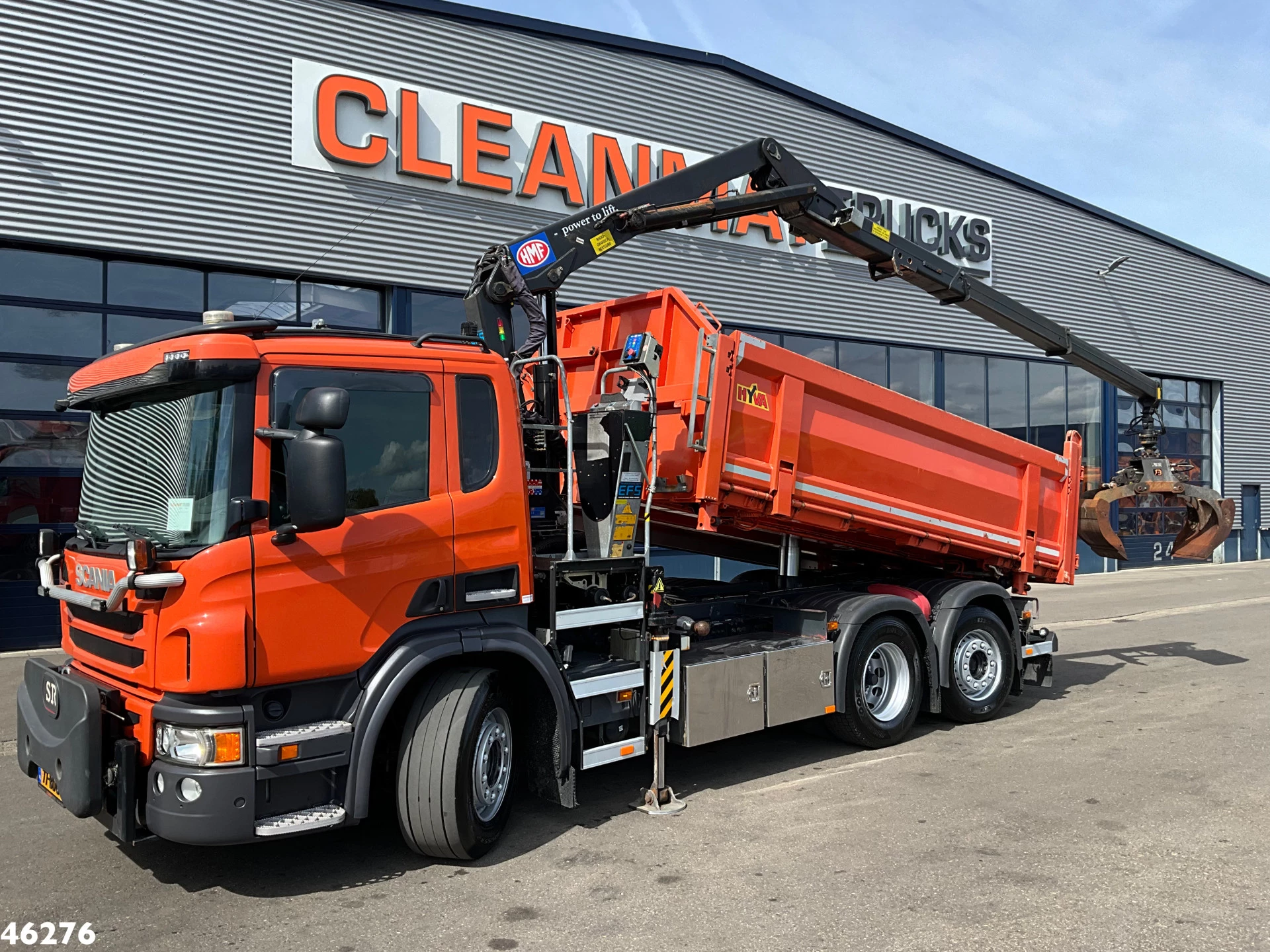 Scania P 2013 - 320 HMF 14 Tonmeter Z-kraan Just 173.443 km! image 1