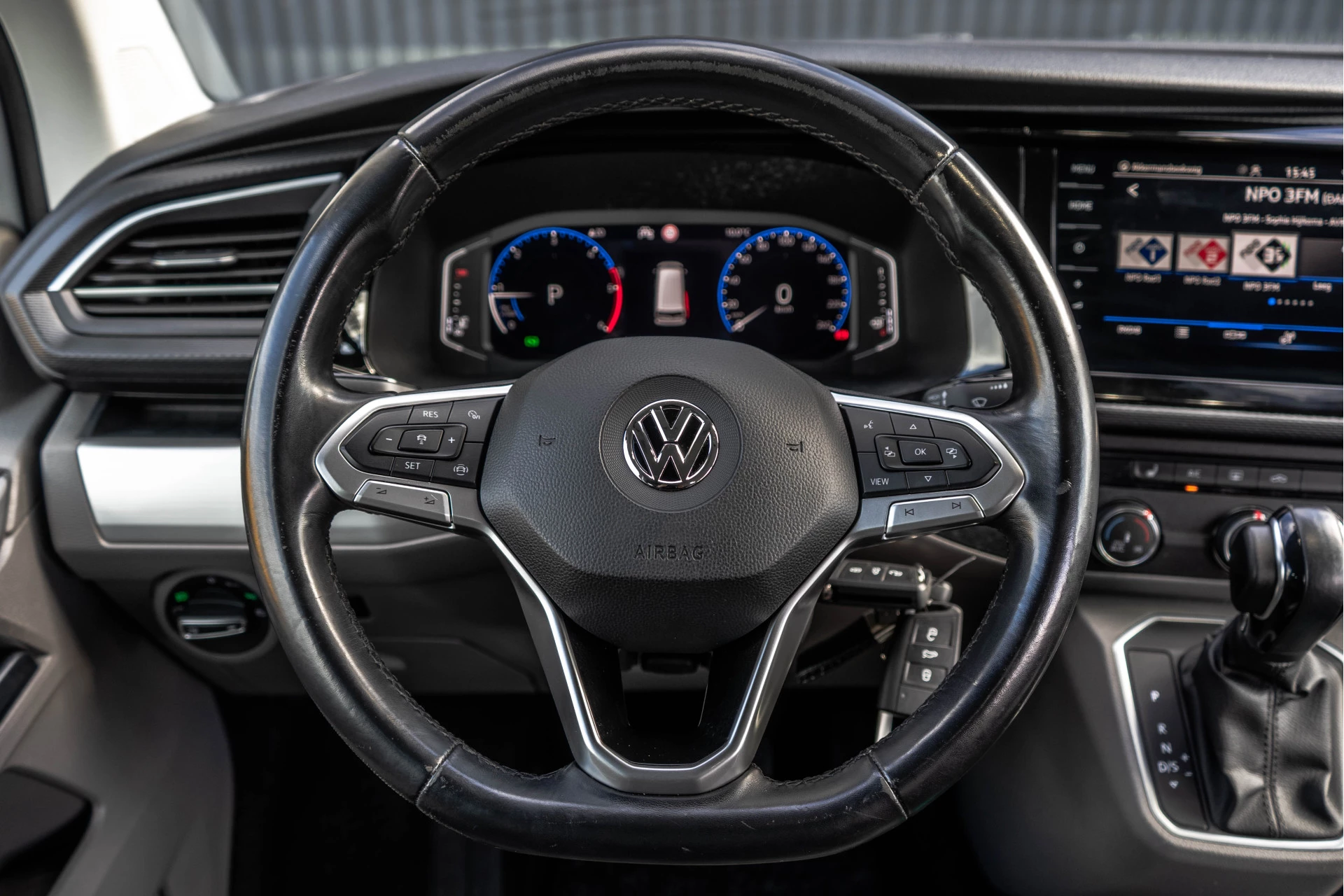 Volkswagen Transporter 2020 - T6.1 2.0 TDI L2H1 | DC | Bulli | 200PK | Leder | Carplay | Virtual | Adapt Cruise zdjęcie 15
