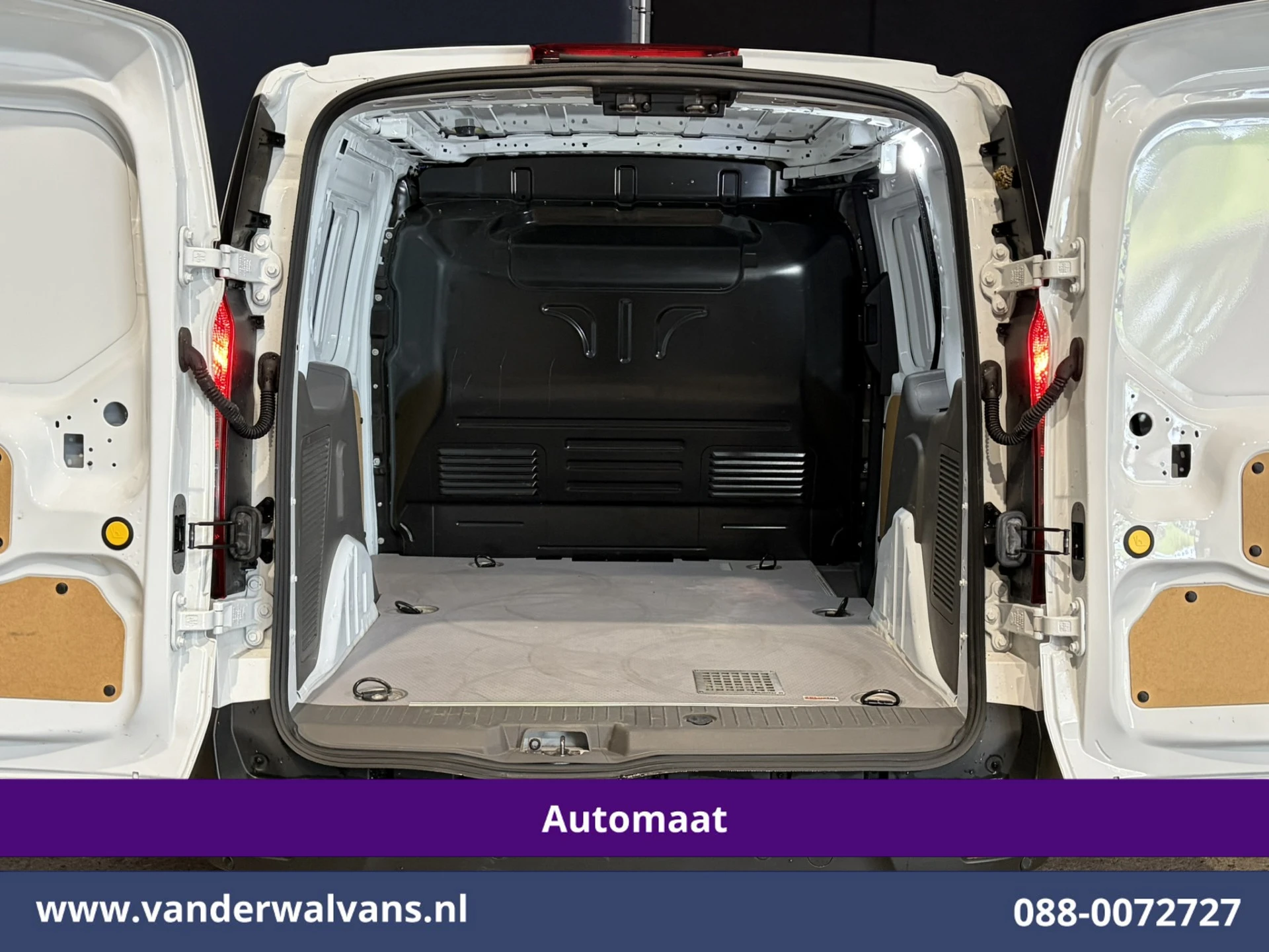 Ford Transit Connect 2021 - 1.5 EcoBlue 120pk Automaat L1H1 Euro6 Airco | Camera | Apple Carplay | Parkeersensoren zdjęcie 12