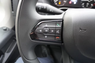 Peugeot Boxer 2024 - 2.2 BlueHDi 180PK S&S L3H2 3.5t Zwaar Automaat image 17