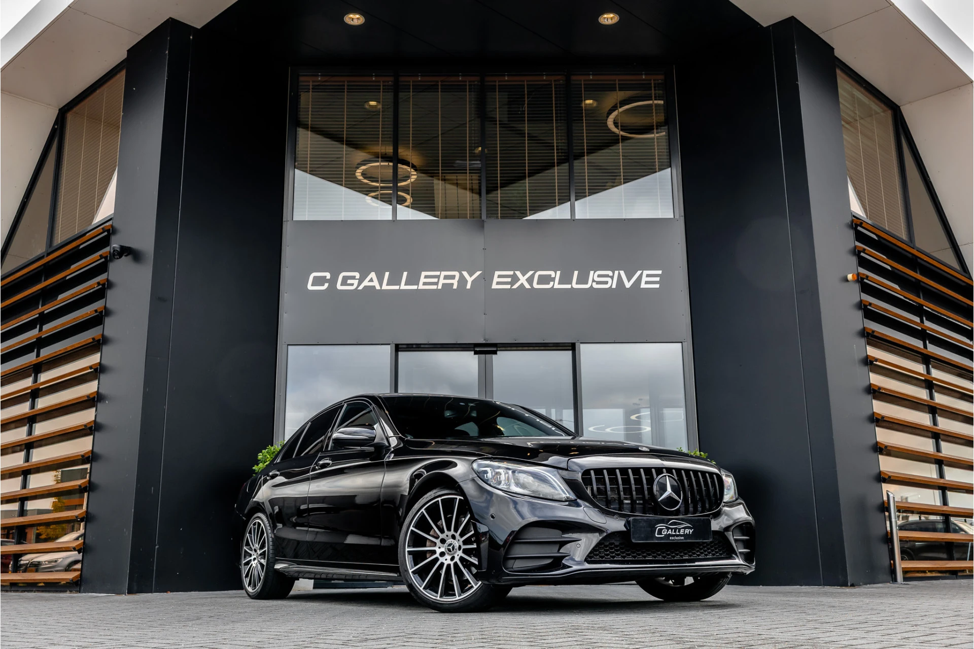 Mercedes-Benz C-Class 2020 - C200 Premium Pack image 1