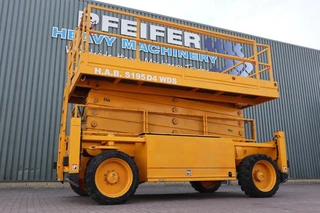 HAB 2011 - S195-24 D4WDS Diesel, 4x4 Drive, 19.5m Working Hei en venta
