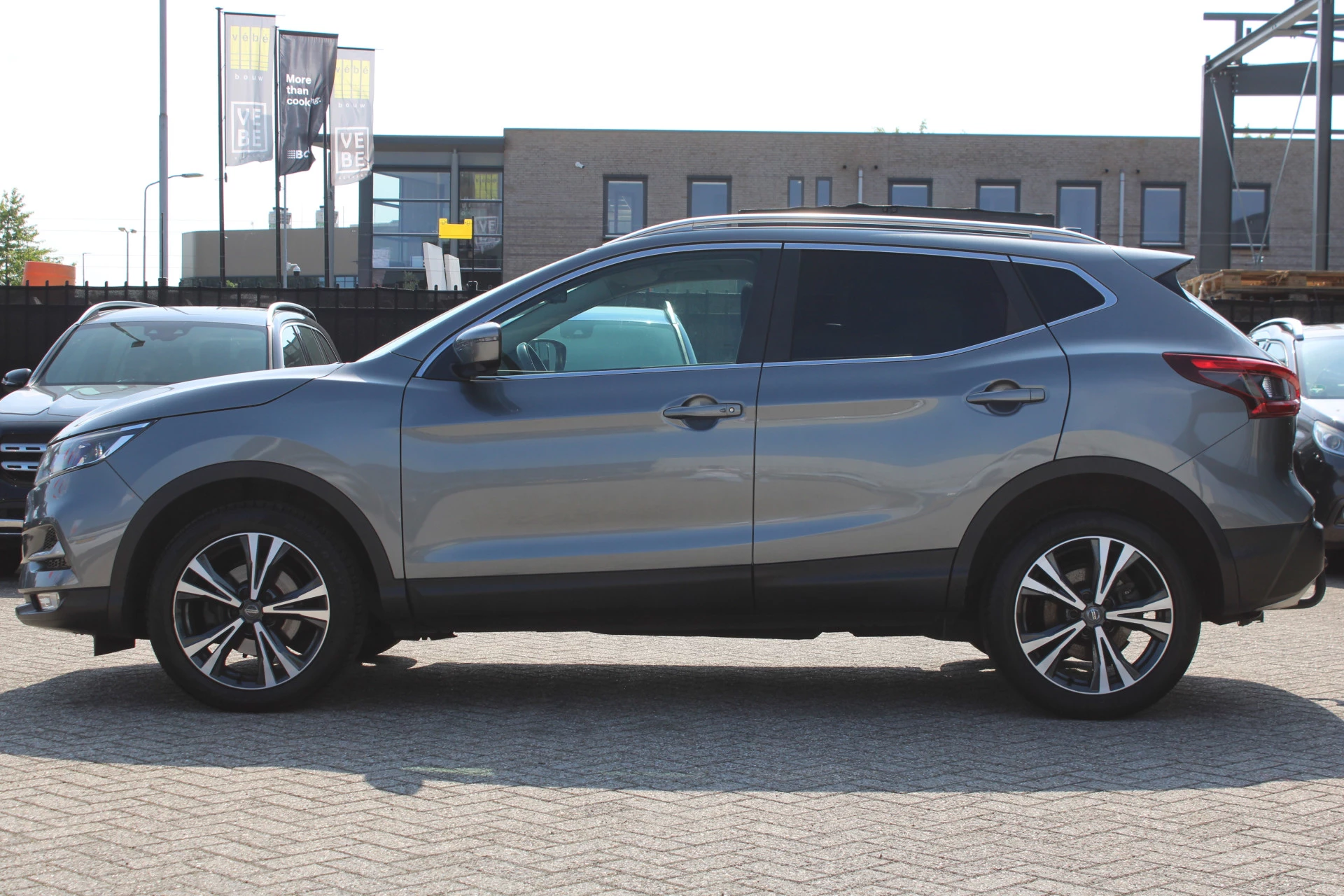 Nissan QASHQAI 2018 - 1.2 DIG-T N-Connecta PANORAMADAK NAVI 360-CAMERA TREKHAAK obrázek 9