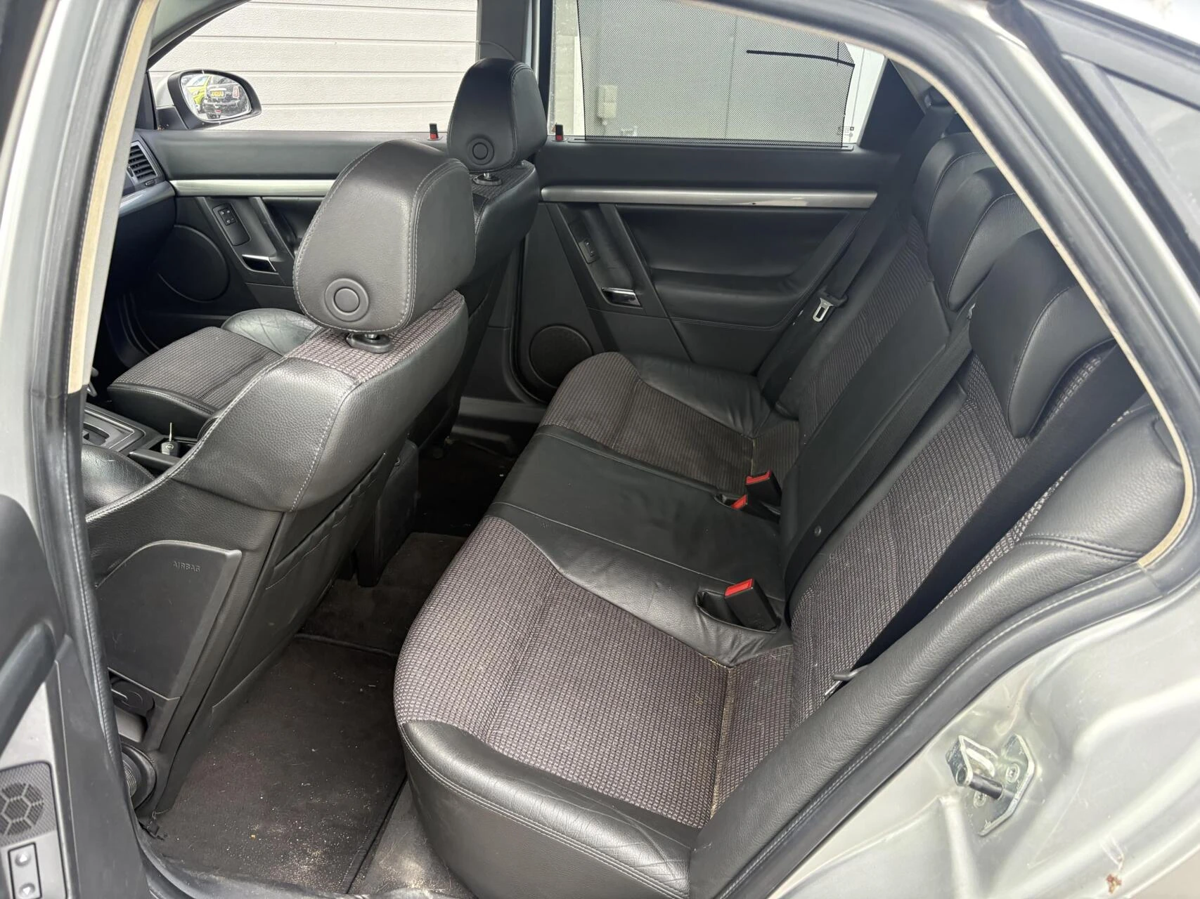 Opel Vectra 2003 - GTS 3.2 V6 afbeelding 8