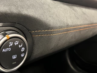 Mazda MX-5 2019 - ND Roadster 2.0 SkyActiv-G 184PK 30th Anniversary Edition Nr. 2472/3000 zdjecie 49