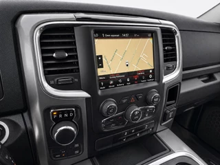 Dodge Ram 1500 2024 - 5.7 V8 4x4 Crew Cab 5'7 Laramie | Trekhaak | Tonneau cover | extra LPG 200L | Wide boddy | Fuel 22inch velgenset| image 21