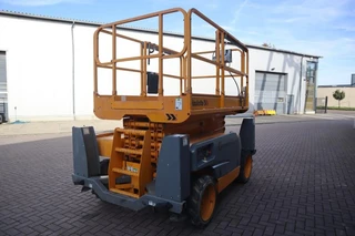 Haulotte 2016 - Compact 12DX Diesel, 4x4 Drive, 12m Working Height imagen 2 miniatura