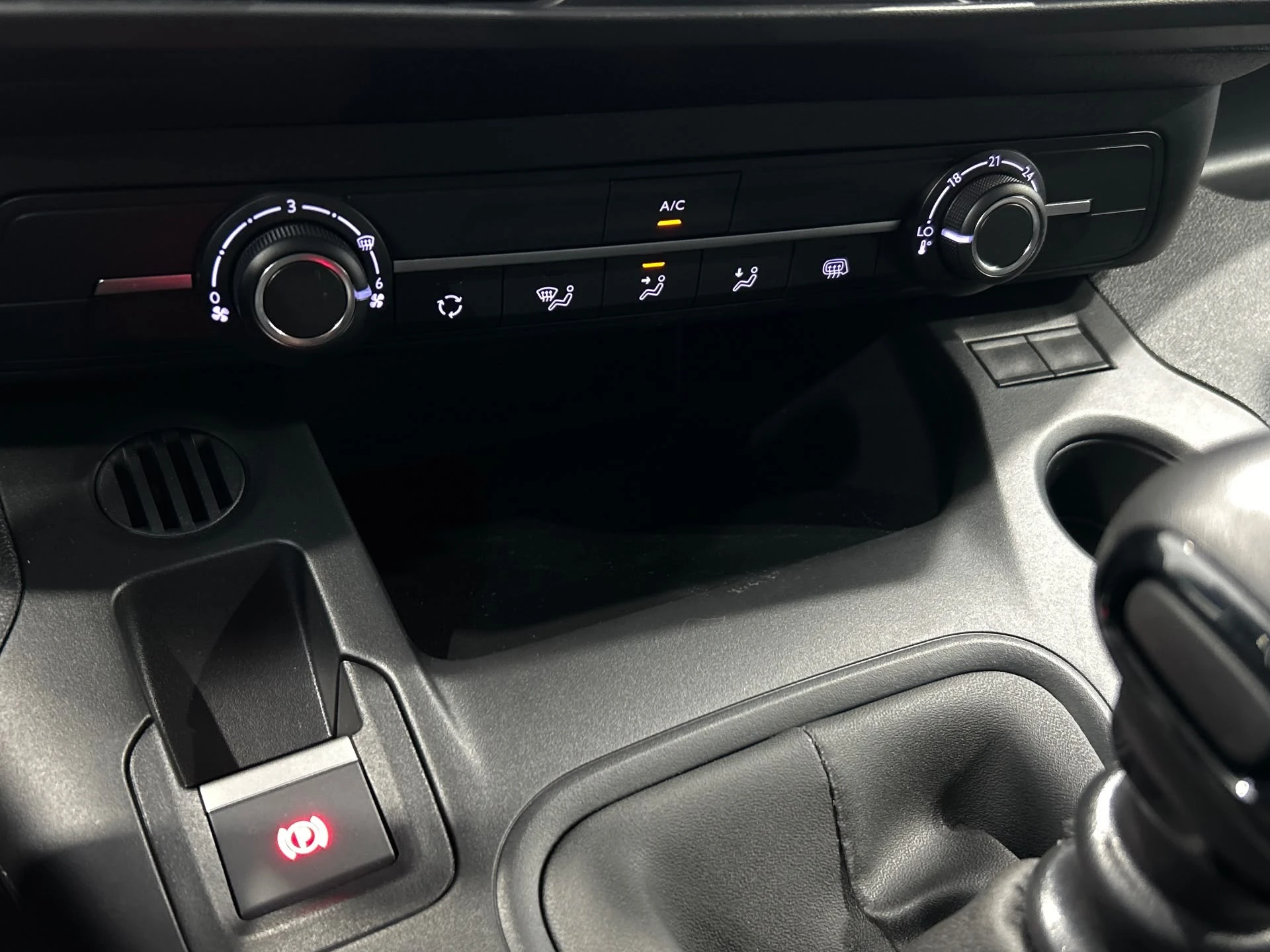 Citroën Berlingo 2024 - BlueHDi 130PK S&S L2 3 Zits afbeelding 11