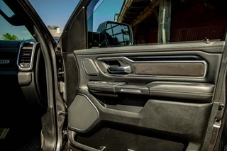 Dodge Ram 1500 2022 - 5.7 V8 4x4 Crew Cab Laramie image 19