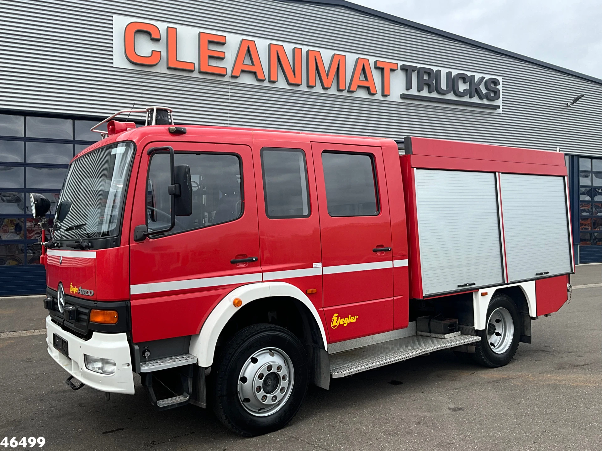 Mercedes-Benz Atego 2002 - 918 4x4 ZIEGLER Brandweer / materiaalwagen Just 17.693 km! afbeelding 3