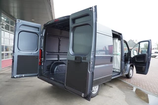 Opel Movano 2023 - 2.2D 140PK L2H2 3.5t imagen 5