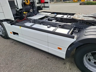 Volvo FM5-460 2022 - / VEB+ / DOUBLE TANK / NAVI / LWDS / PARK-AIRCO / FRIDGE / FULL-SPOILER / AUTOMATIC / EURO-6 / 2022 bild 8