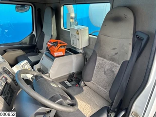 Renault N/A 2007 - Kerax 410 Dxi 8x4, Cifa, 9m3, Remote image 9