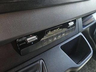 Mercedes-Benz Sprinter 2021 - 317 obrazek 9