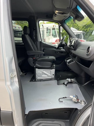 Mercedes-Benz Sprinter 2019 - N/A image 11