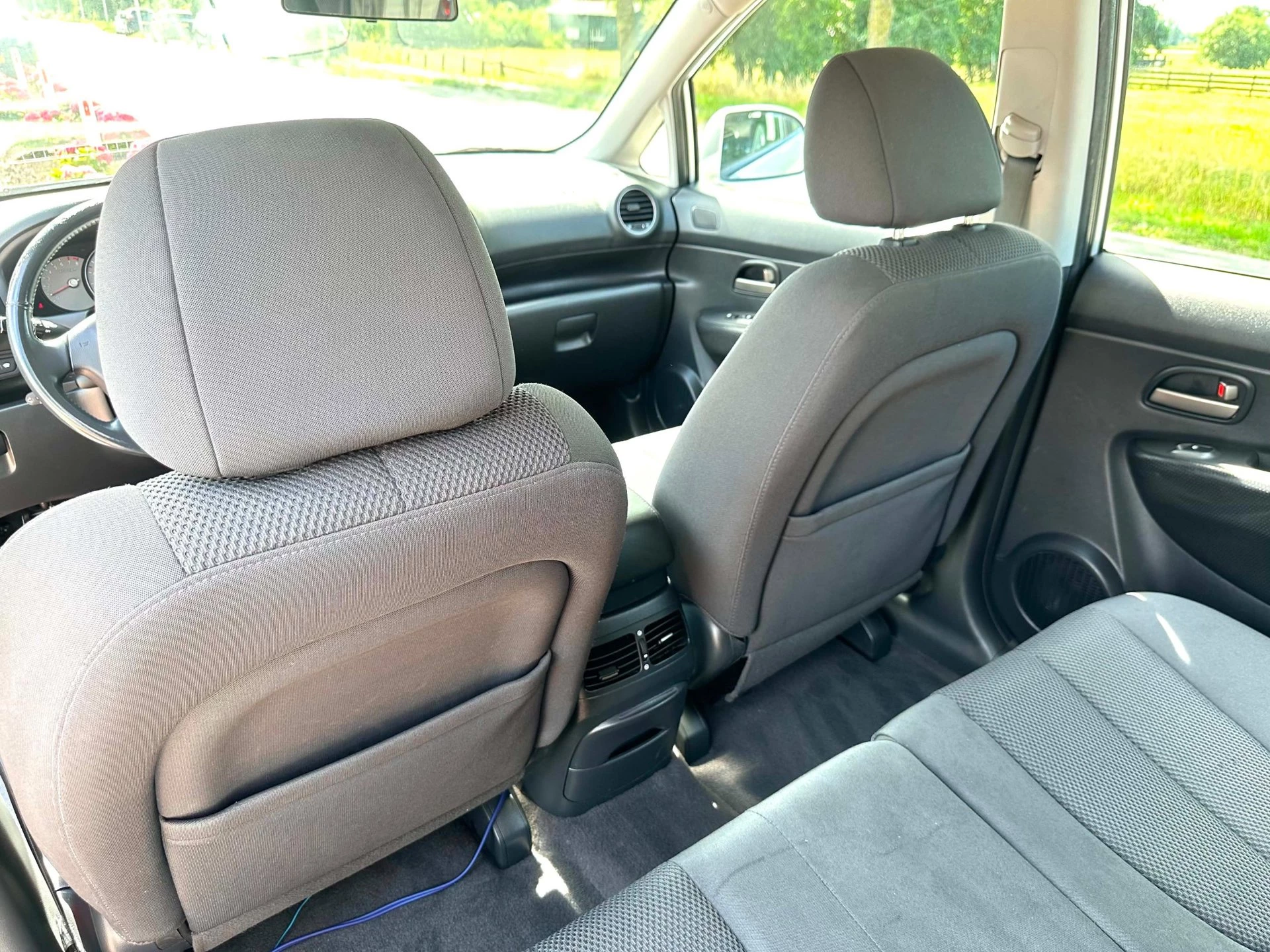 Kia Carens 2007 - 2.0 CVVT X-ecutive Automaat 144 PK Benzine afbeelding 29