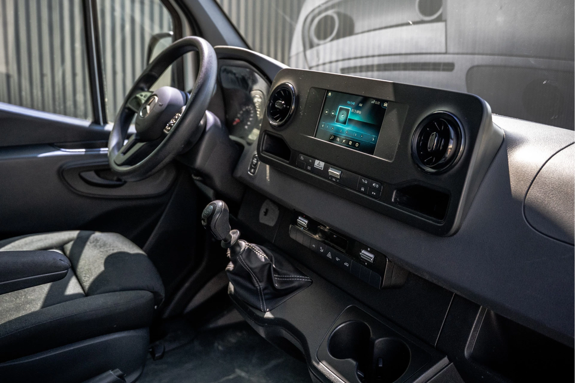 Mercedes-Benz Sprinter 2021 - 311 CDI L2H2 | Volledig Ingericht | Mbux | Camera | Navi | Climatronic obrázek 2