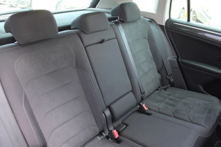 Volkswagen Tiguan 2018 - 2.0 TSI 4Motion Highline R-Line PANORAMADAK VIRTUAL ACC TREKHAAK image 15
