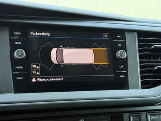 Volkswagen Transporter 2021 - 2.0 TDI HIGHLINE / L2H1 / TREKHAAK / AIRCO / CRUISE / NAVI / CARPLAY / LMV obrazek 17