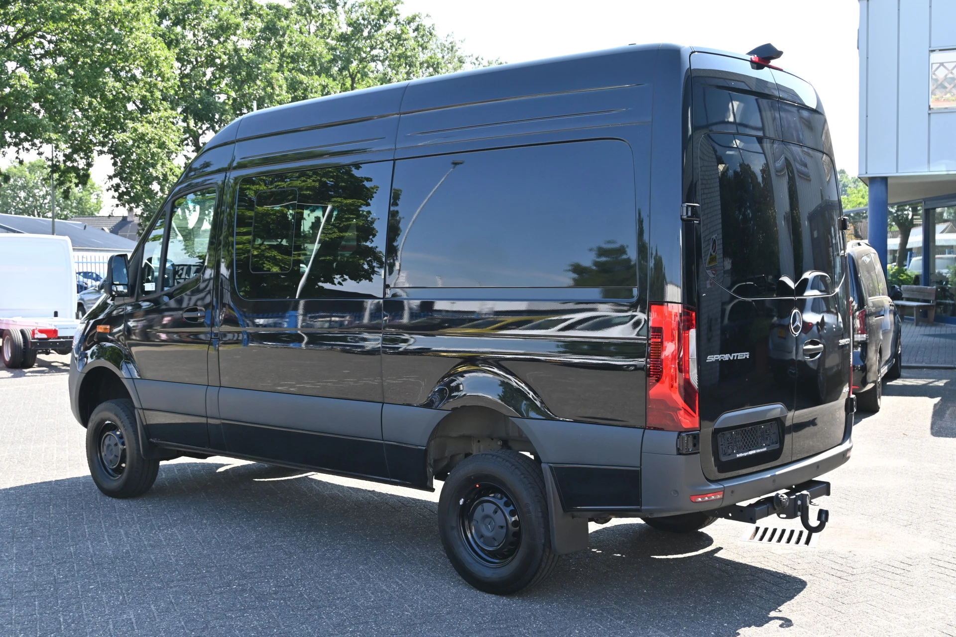 Mercedes-Benz Sprinter 2024 - 319 CDI 4x4 L2H2 AWD obrázek 16