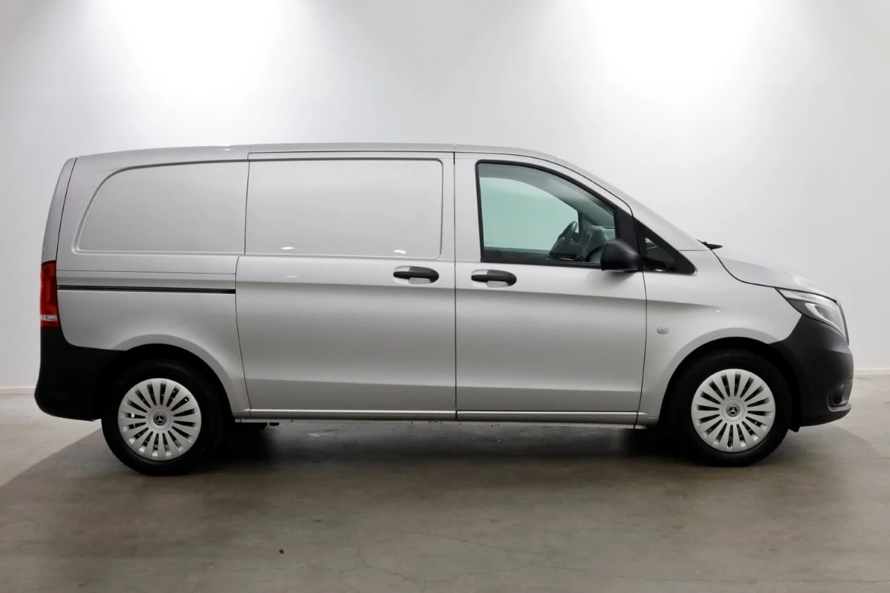 Mercedes-Benz Vito 2022 - 114 CDI 136pk Compact 9G Automaat 2x Schuifdeur/LED/Camera/Inrichting 07-2022 изображение 6