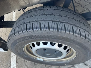Mercedes-Benz Sprinter 2023 - 319 1.9 CDI / L4 H2 / RWD obrazek 14