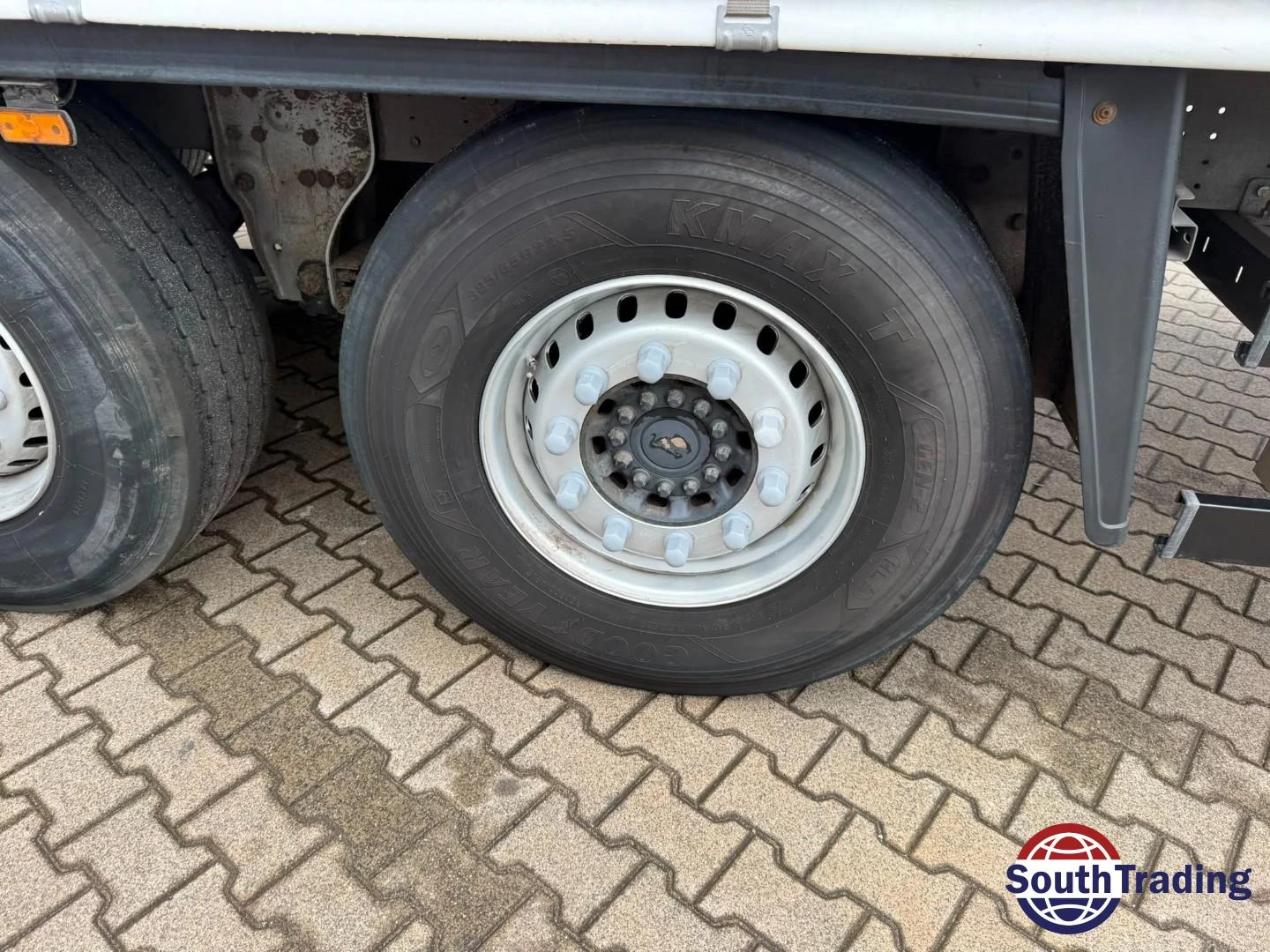 Schmitz Cargobull 2015 afbeelding 11